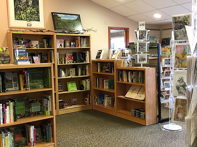 Emphasis-uw-arboretum-bookstore-crLindaFalkenstein-04192018.jpg