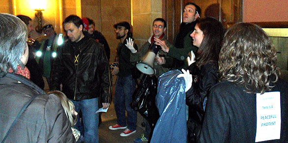 Protest group forms to keep the Wisconsin Capitol clean ...