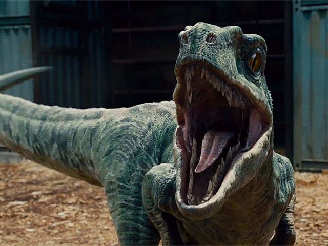 Screens-JurassicWorld-06182015.jpg