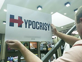 News-Clinton-Rally -Hypocrisy-crDylanBrogan-09112015.jpg