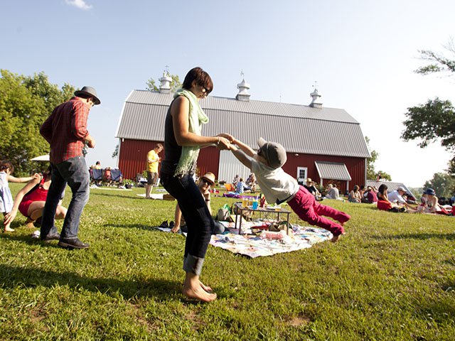 Food-events-Soil-Sisters-Farm-Tour-crLaurieSchneiderPhotography-08042016.jpg