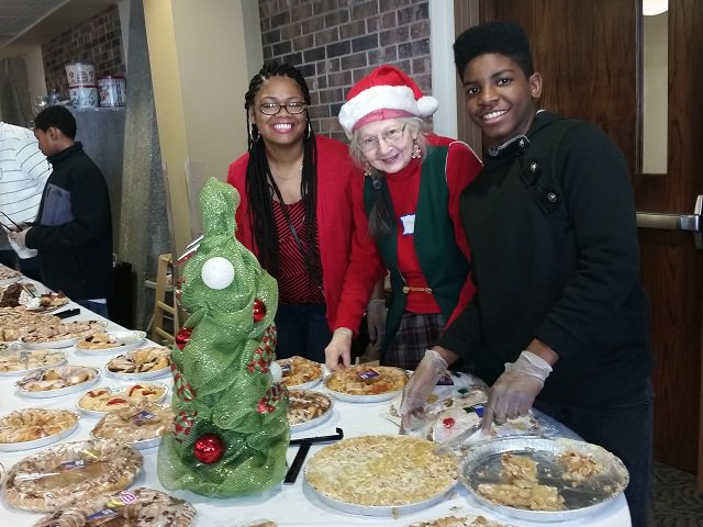 Free Christmas Dinner Madison Wi 2022 Christmas Community Meal - Isthmus | Madison, Wisconsin