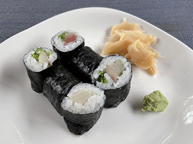 Food-One-Dish-Muramoto-Negihama-Roll-crJudithDavidoff-05052022.jpg