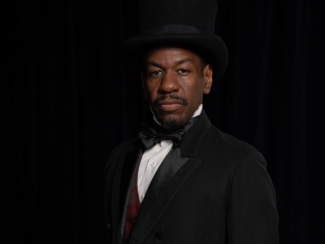 A close-up of LaShawn Banks as Scrooge.