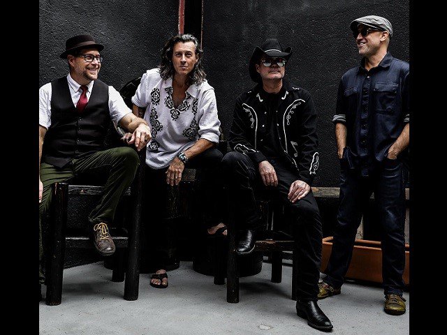 Roger Clyne &amp; the Peacemakers.