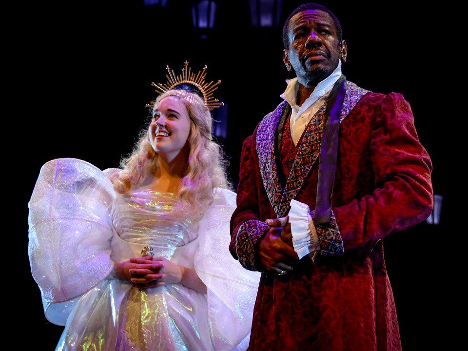 Jennifer Vosters (left) and La Shawn Banks in "A Christmas Carol."