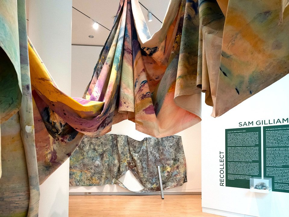 Installation view of "RECOLLECT: Sam Gilliam."