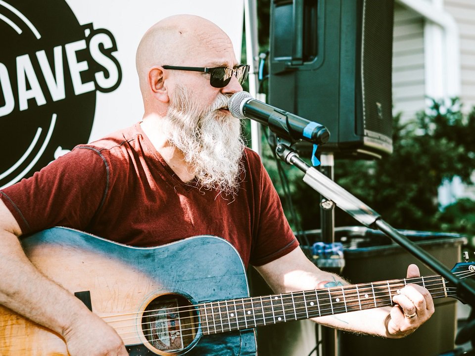 Daniel Anderson and guitar.