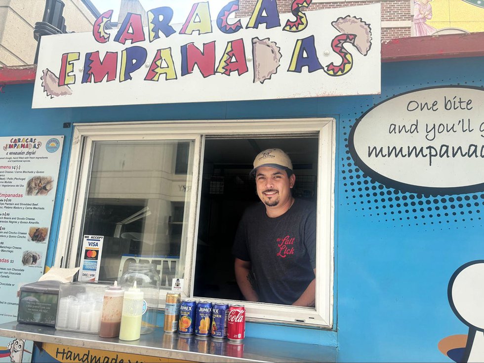The Caracas Empanadas food cart.