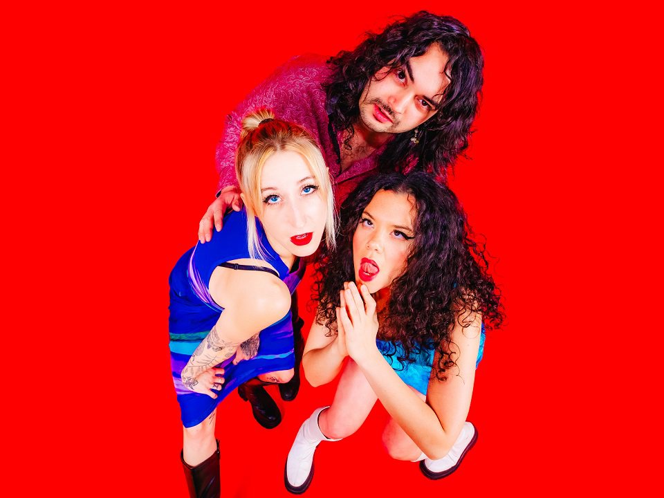 The three members of the band Daisychain.